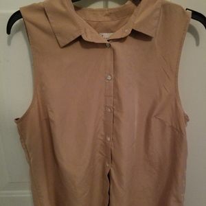 Brown/tan sleeveless button down. Large